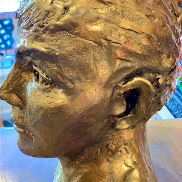 ‘Profile of a Woman’ original Sculpture by Kristina Sablan - Picture 7 of 9